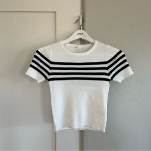 🤍 nwt | Active USA | Ribbed knit top with stripes